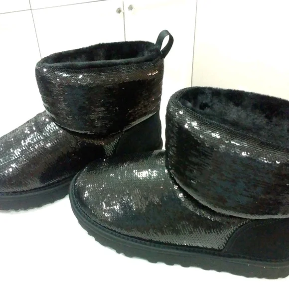 UGG Women's Classic Mini Mirror Ball Sequin Boots sz 6 - Picture 6 of 7